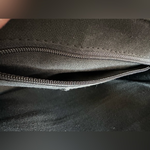 Liz Claiborne Black triangle purse Vintage 1984 1985 excellent condition - Picture 12 of 17